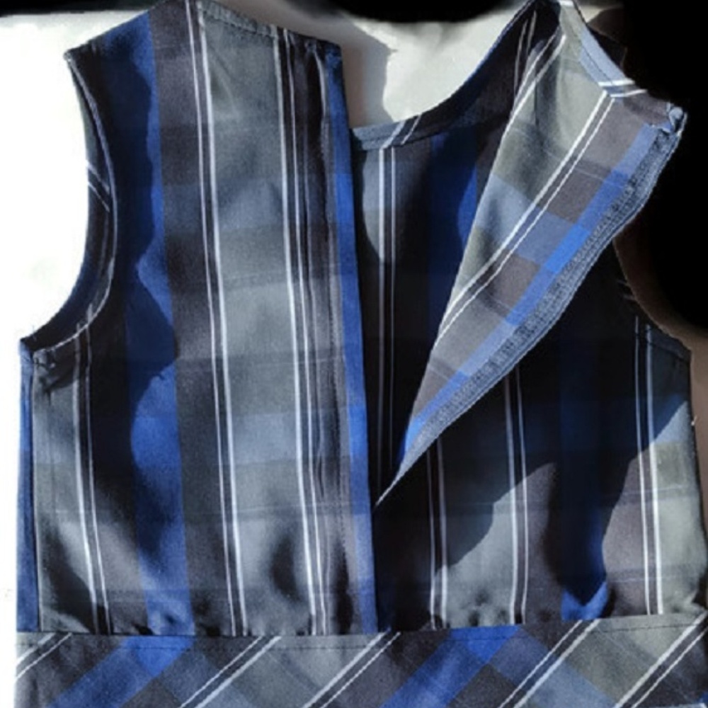 Girls Blue Plaid School Uniform Jumper Dress Sz 6 - Picture 2 of 4